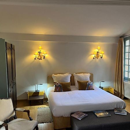 Face Au Palais Bed and Breakfast Αβινιόν Εξωτερικό φωτογραφία