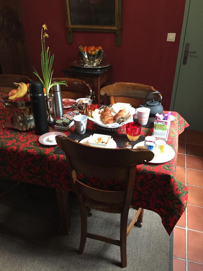 Face Au Palais Bed and Breakfast Αβινιόν Εξωτερικό φωτογραφία